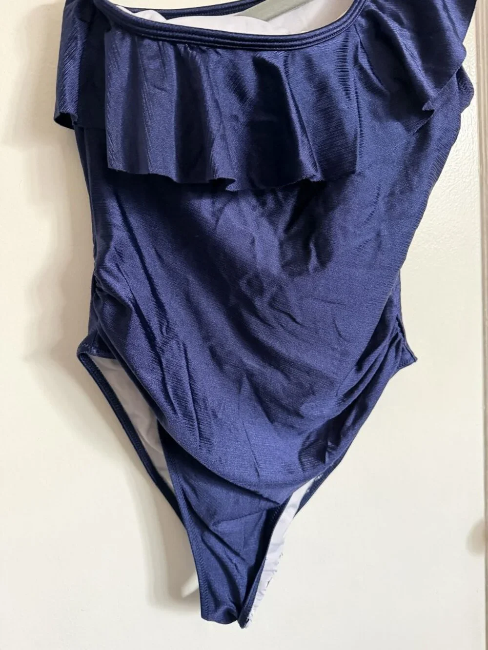 CUPSHE Navy One-Shoulder Ruffle Ruched One-Piece Swimsuit Size M